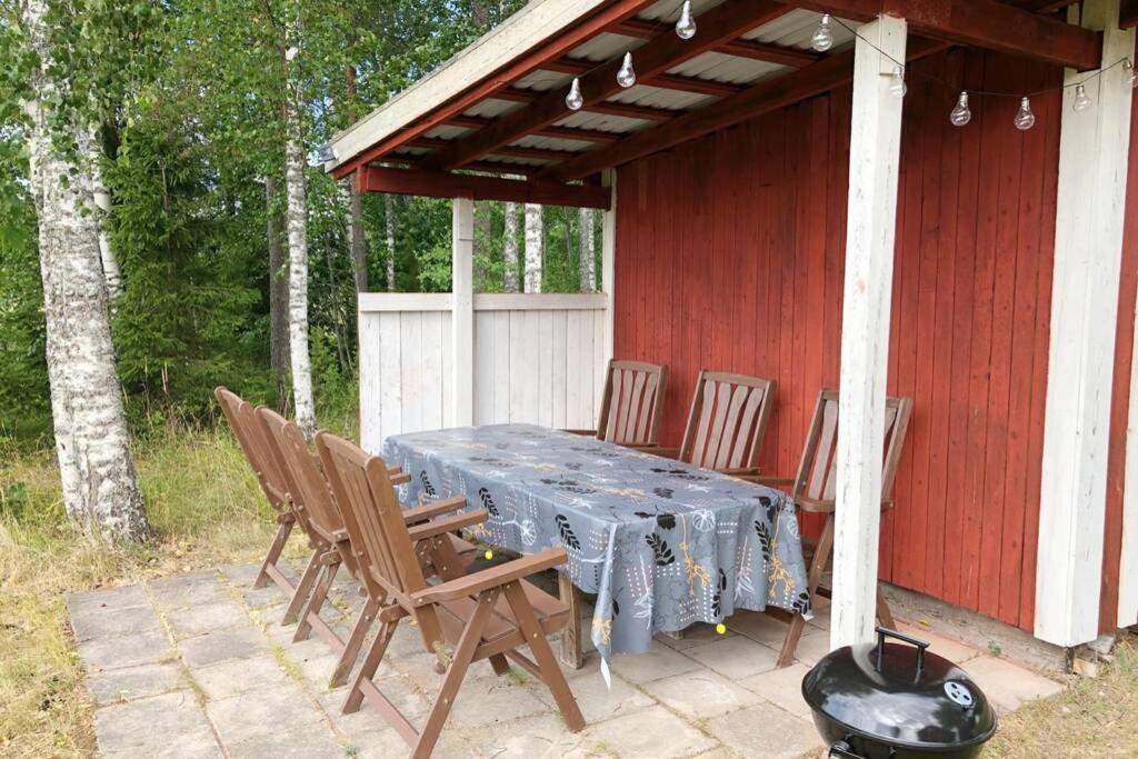 Egen Laegenhet I 2-Familjshus Pa Landet. Villa Tierp Bagian luar foto